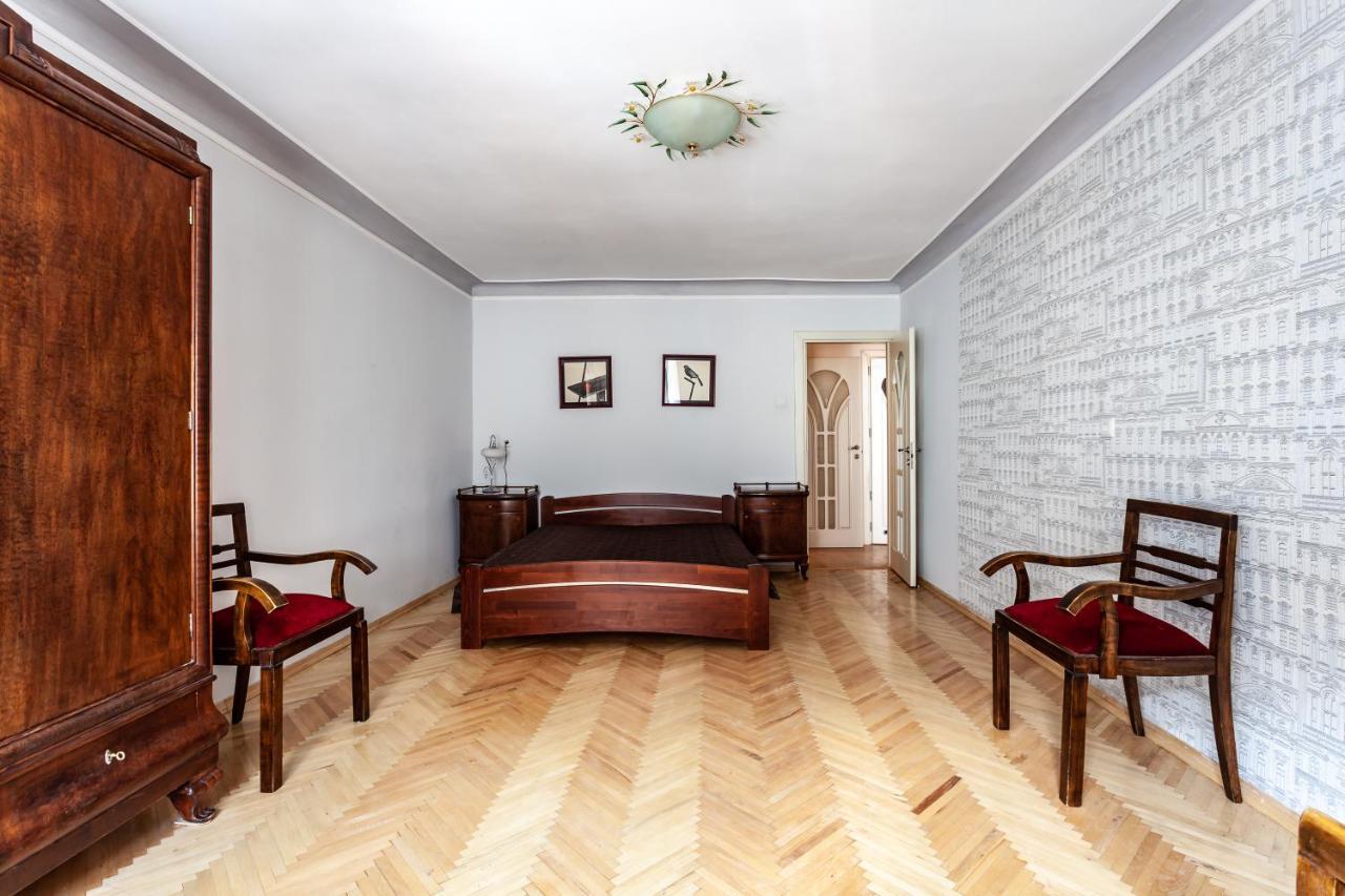 Four Bedrooms Apartment In The Heart Of Leopoli Esterno foto