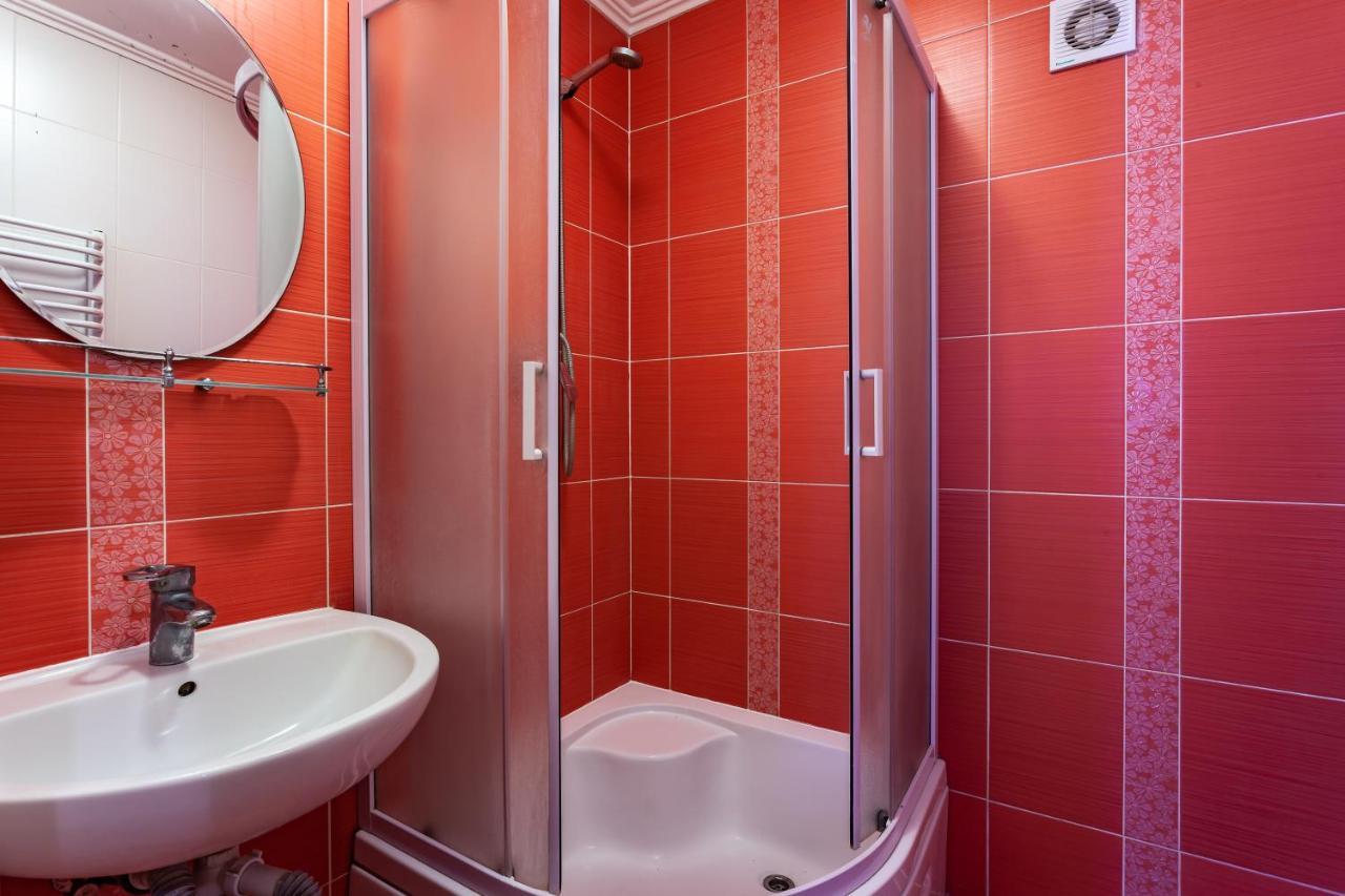 Four Bedrooms Apartment In The Heart Of Leopoli Esterno foto